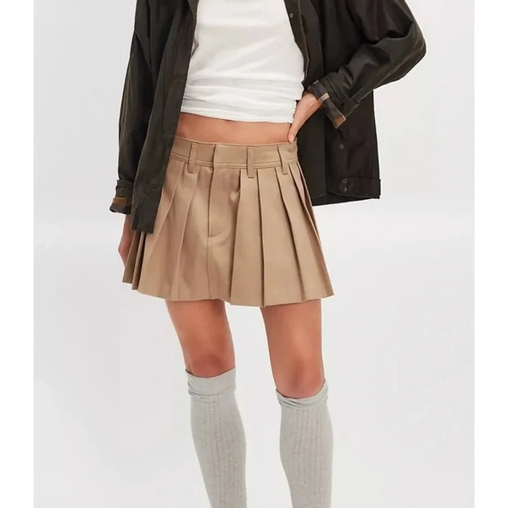 CITIZENS OF HUMANITY Pleated Mini Skirt Khaki Twill Women's Size 27 Preppy